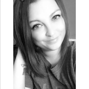 Meet your Posher, Leslieann